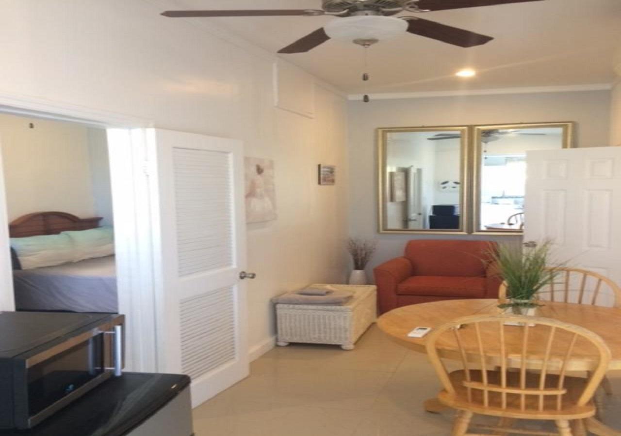 ナッソーThe Oasis Retreatアパートメント エクステリア 写真
