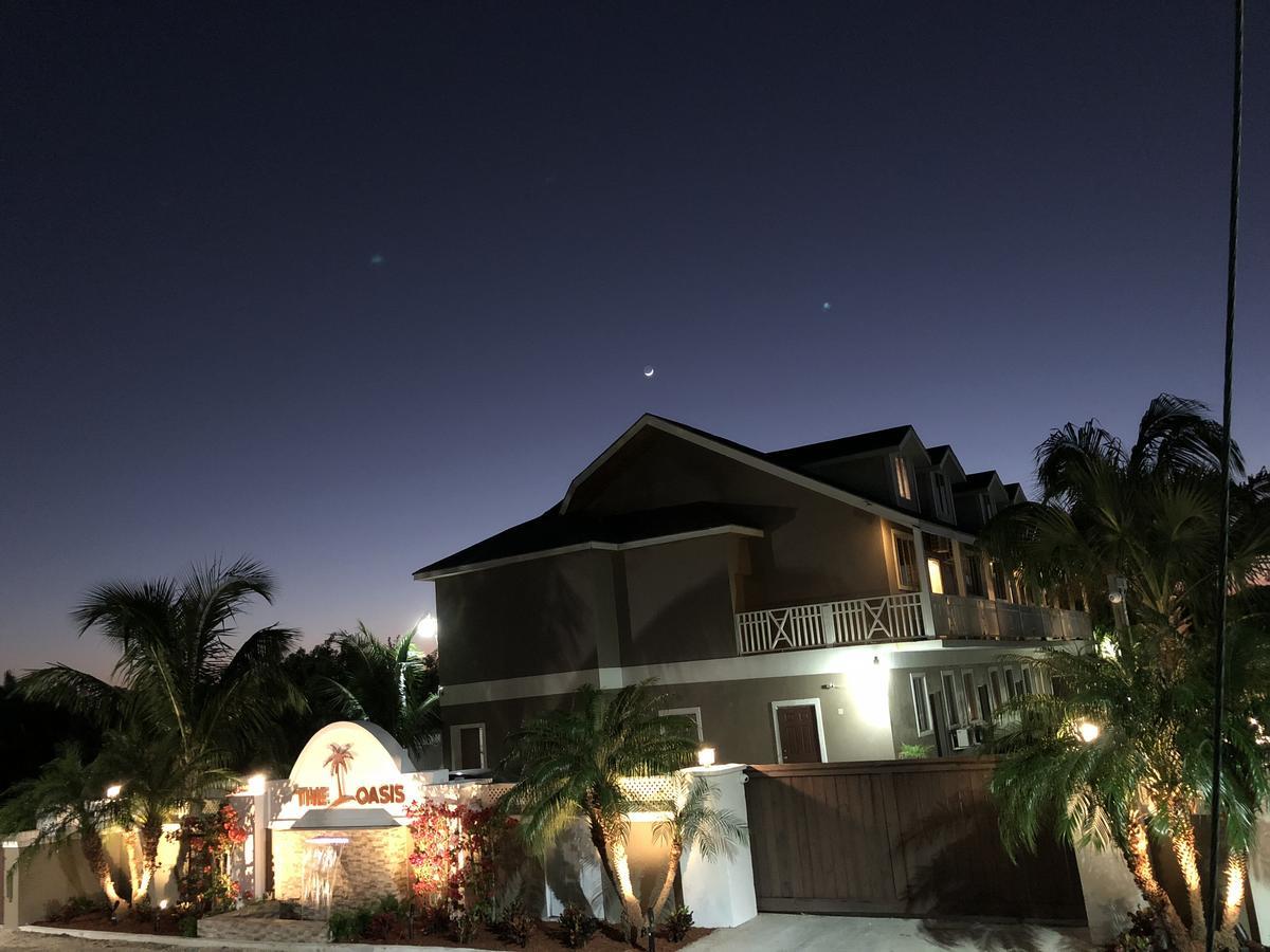 ナッソーThe Oasis Retreatアパートメント エクステリア 写真